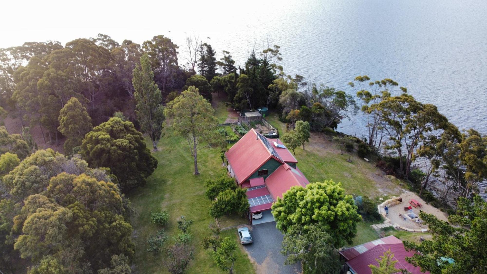 Tranquil Point Guest House Cygnet Exterior photo
